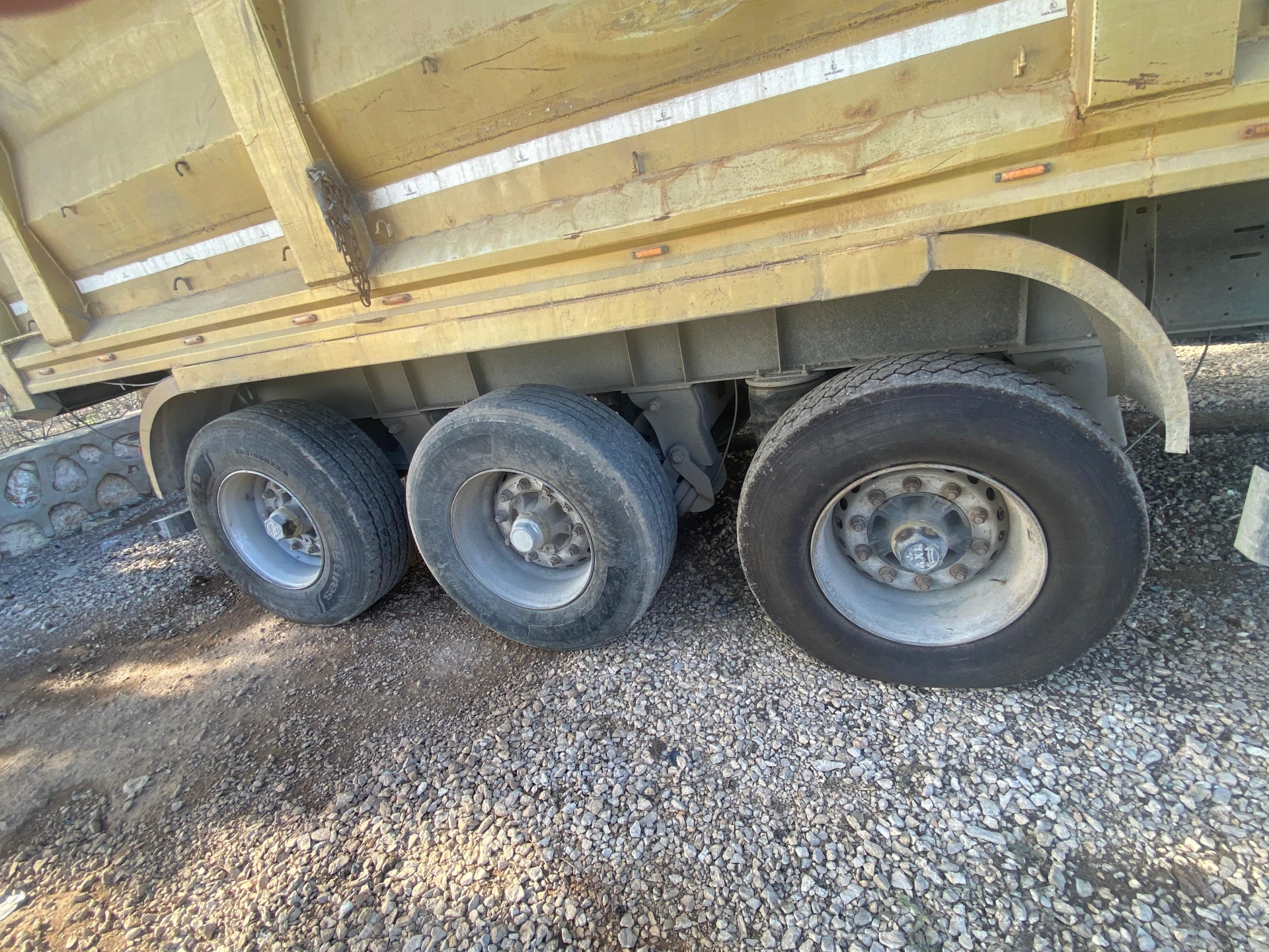 SEÇKİNLER MARKA 2019 MODEL AKORDİYON DORSE PLAKA 35AHN457 7100 KG