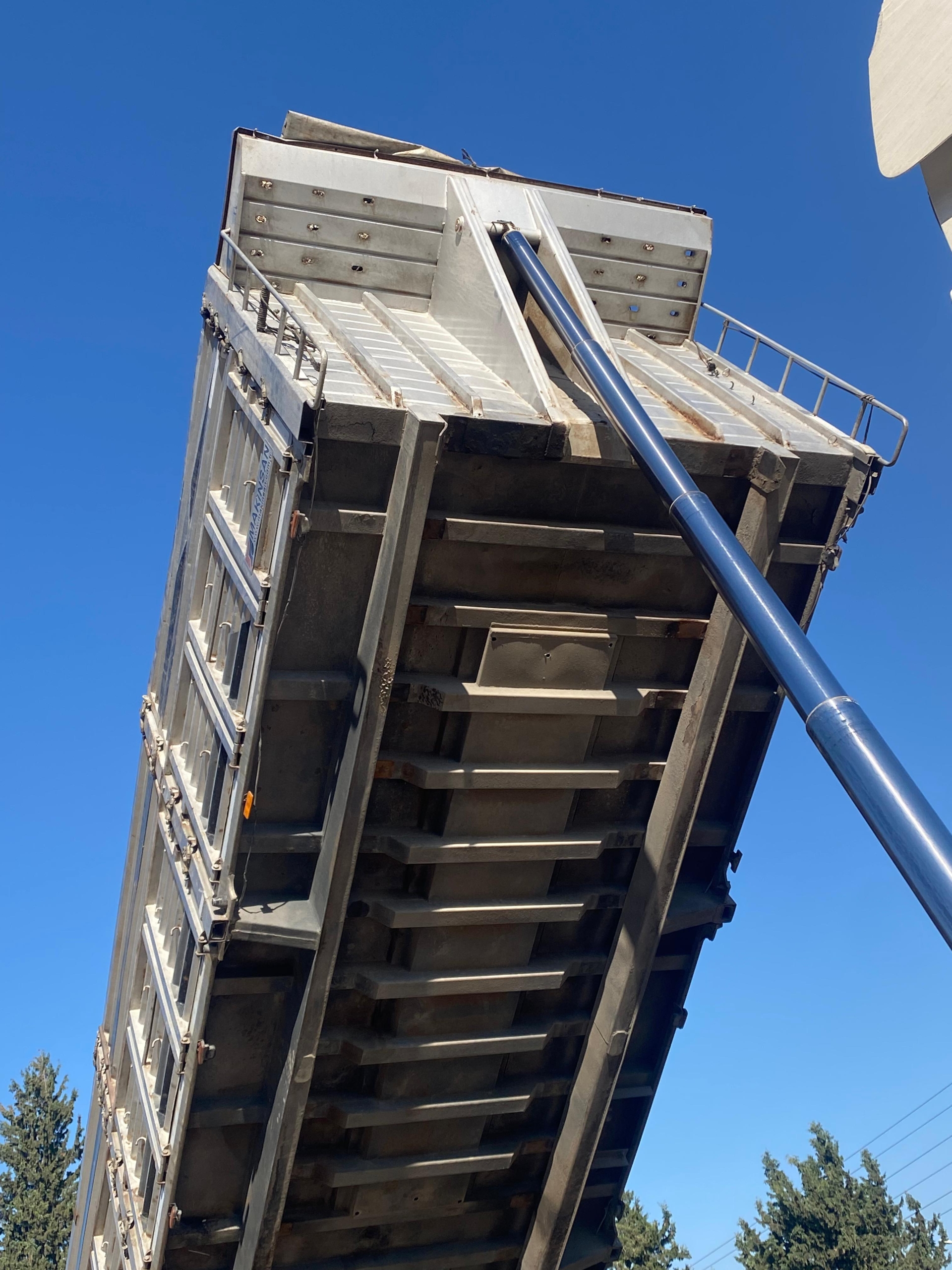 2012 MAKİNSAN TREYLER 9 METRE SAF DİNGİL BAKIMLI